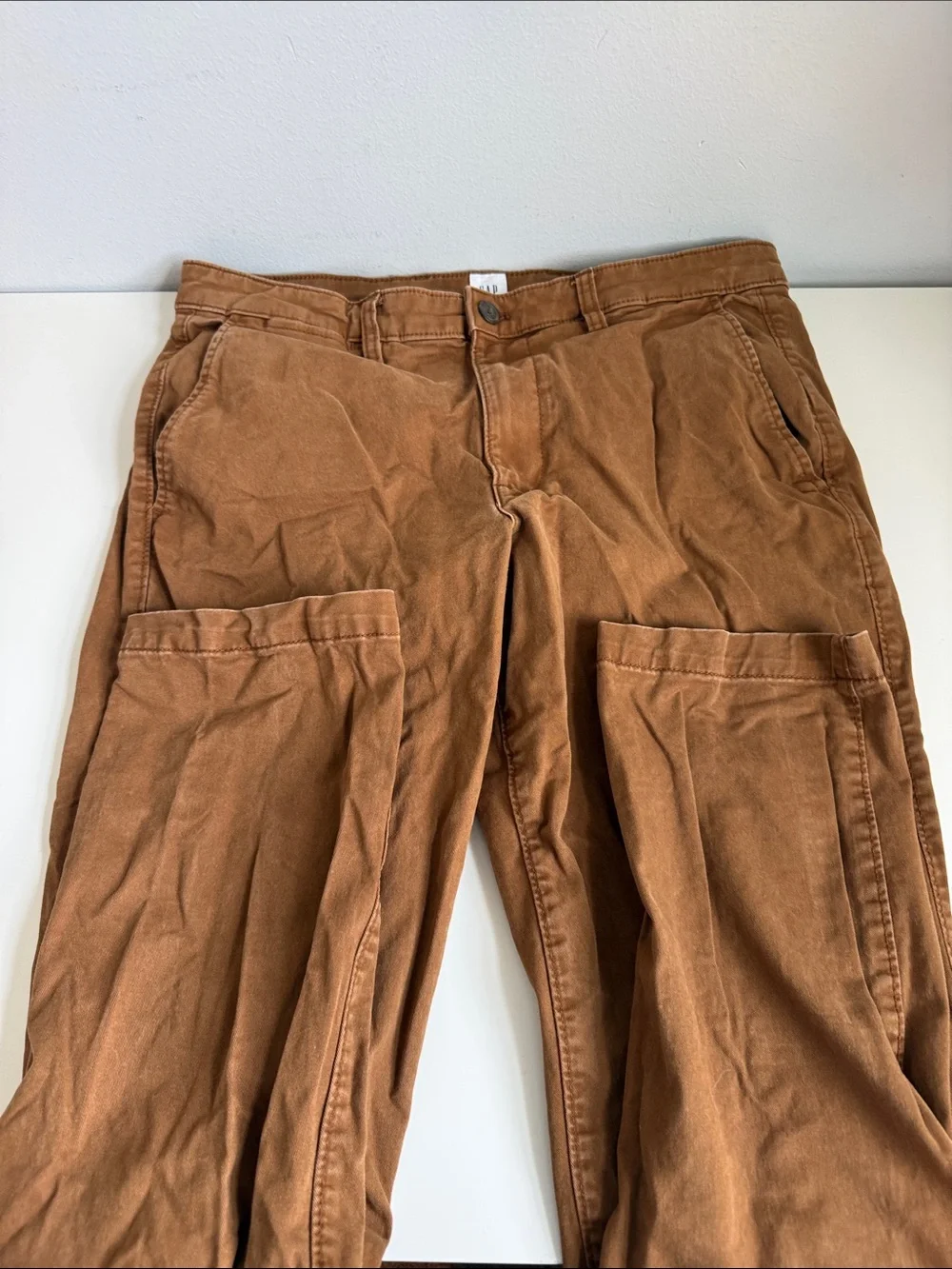 GAP Men's Essential Khaki Pants in Warm Brown - 32 x 30